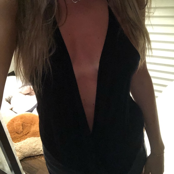 Perfect going out top in olive - Picture 2 of 2